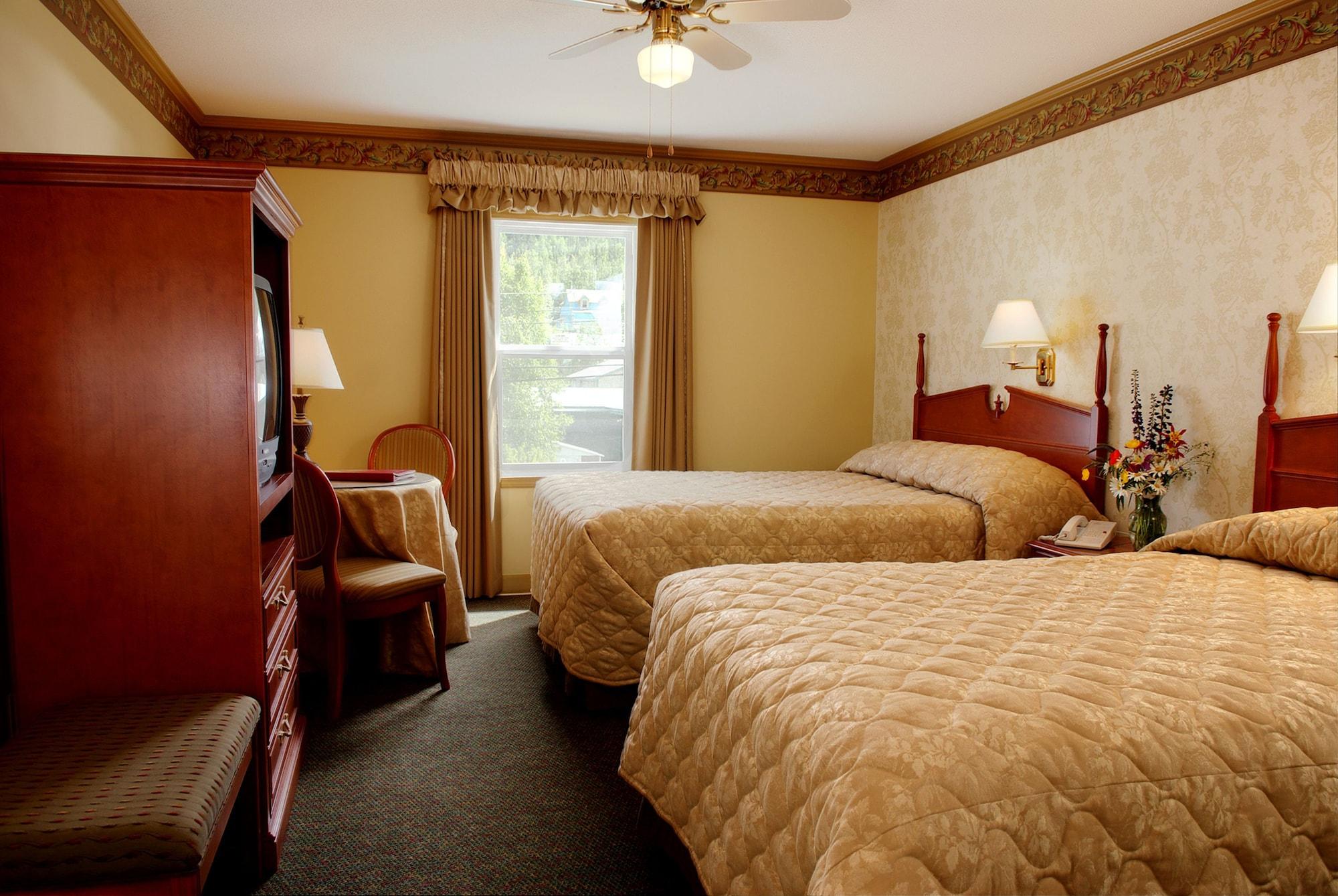 Holland America Dawson City Inn Екстериор снимка