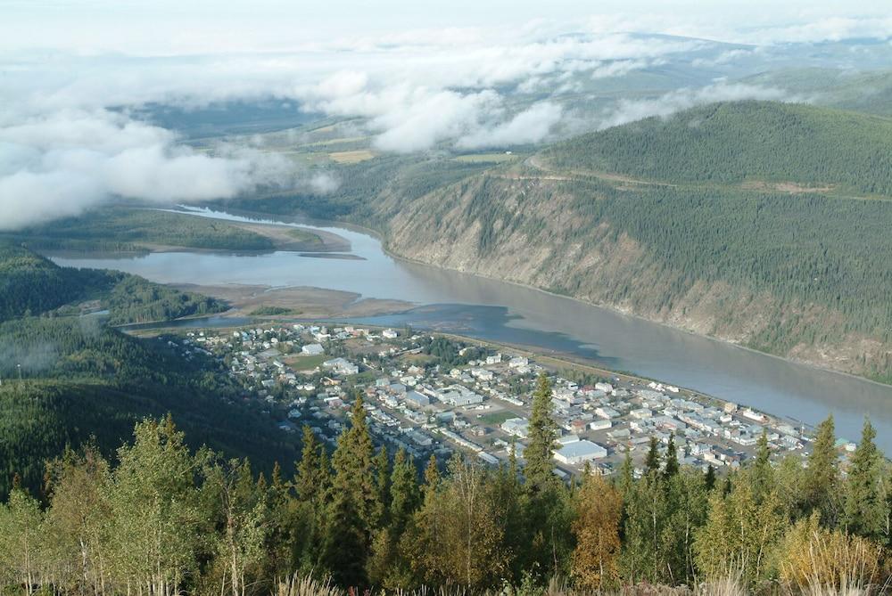 Holland America Dawson City Inn Екстериор снимка