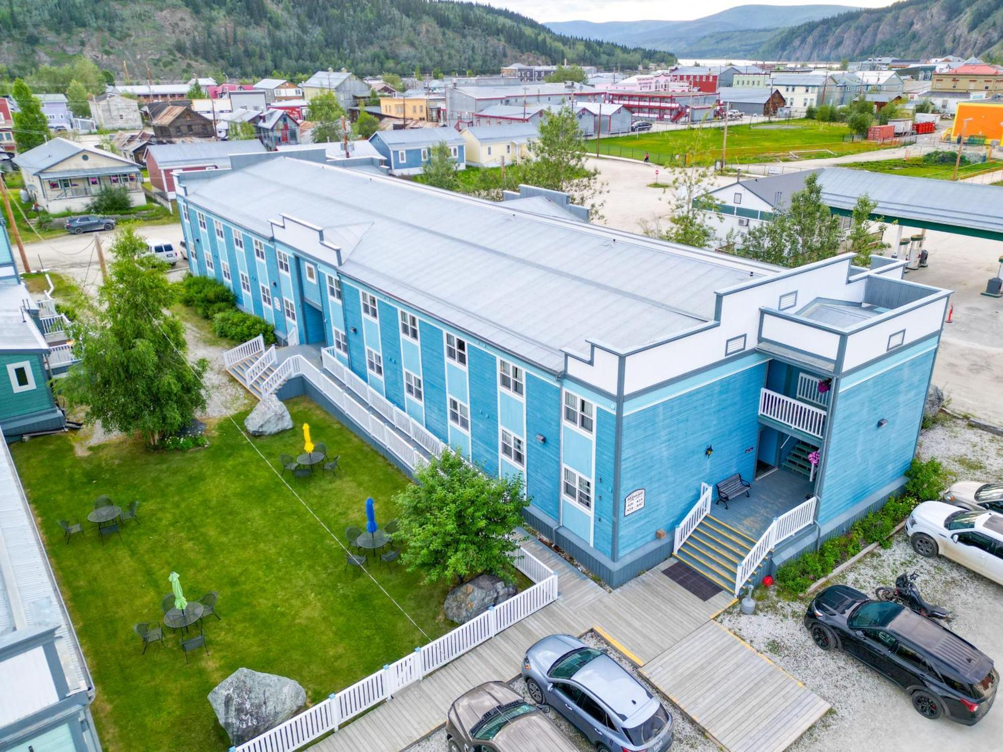 Holland America Dawson City Inn Екстериор снимка