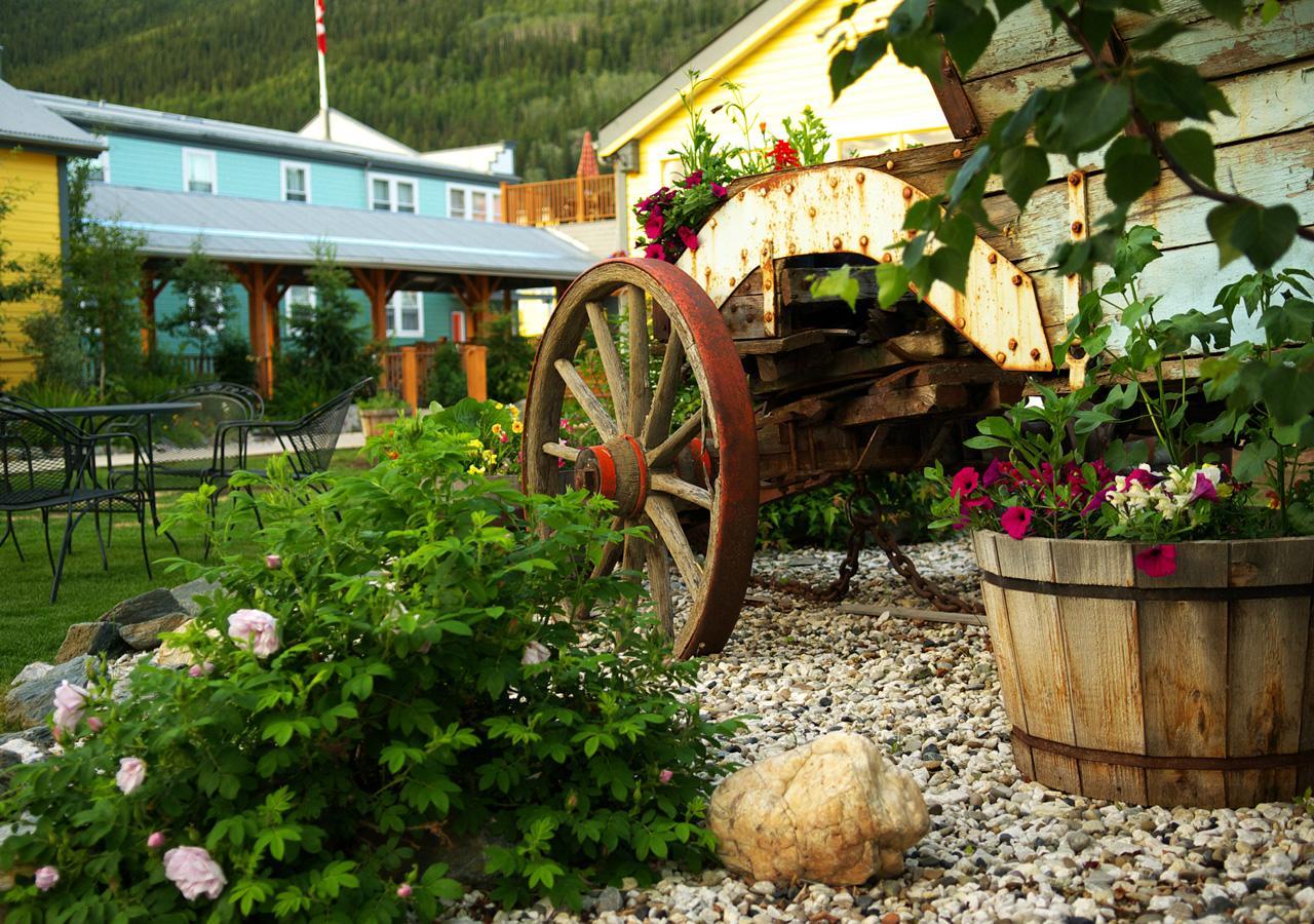 Holland America Dawson City Inn Екстериор снимка